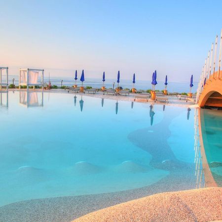 19 Summer Suites Santa Cesarea Terme Eksteriør billede
