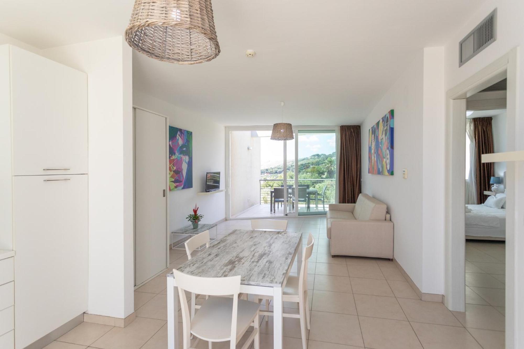 19 Summer Suites Santa Cesarea Terme Eksteriør billede